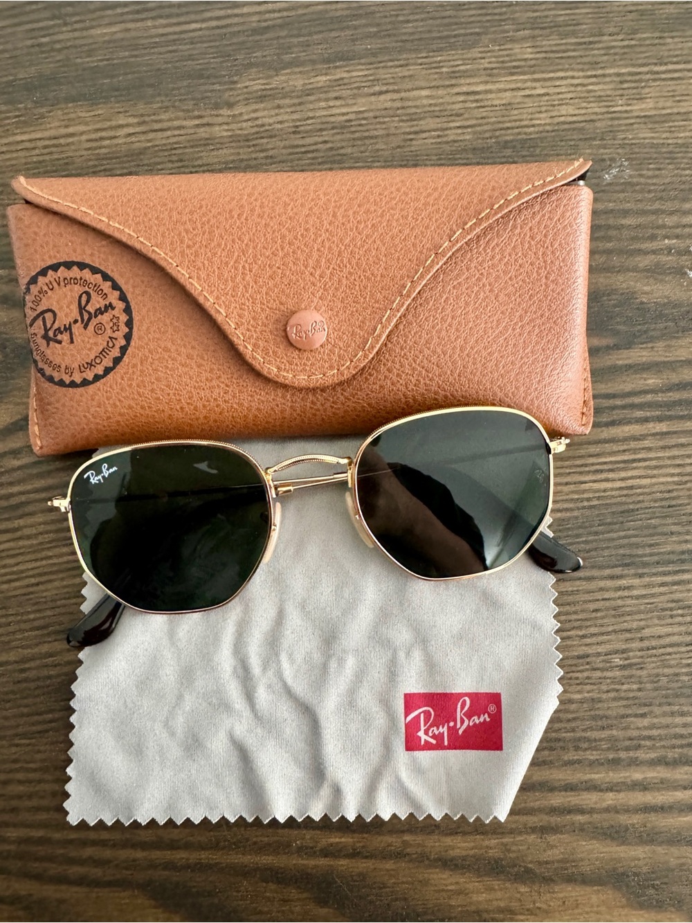 Ray-Ban Gold Frame Black Lens Sunglasses with Tan Case